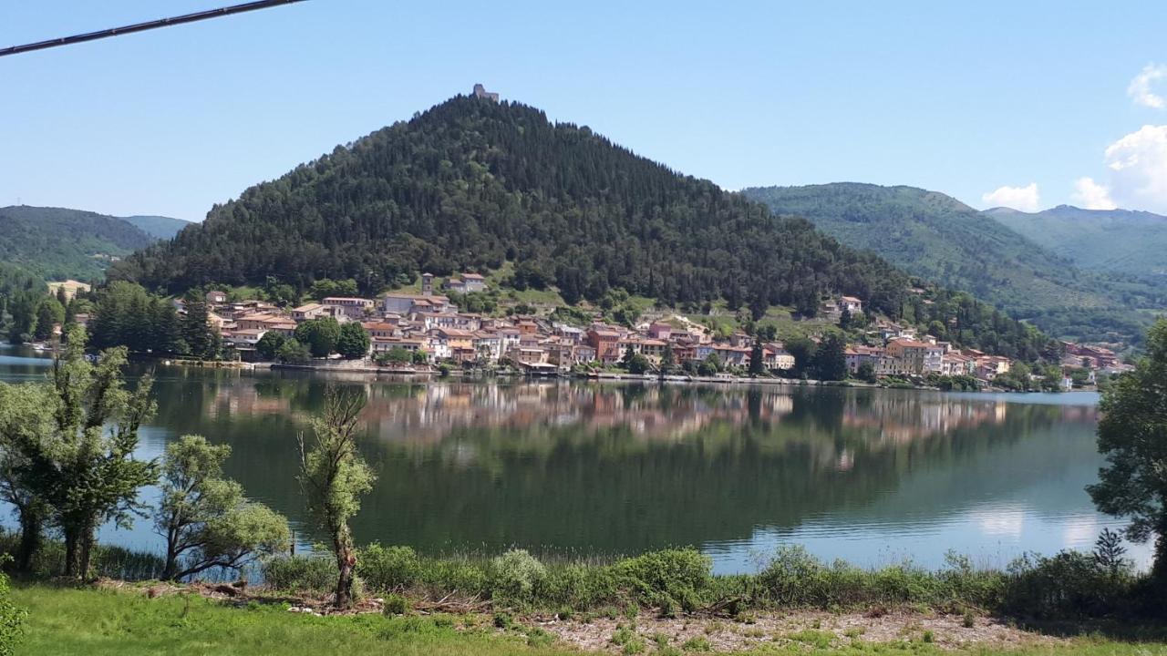 Il Girasole Del Lago Piediluco Kültér fotó